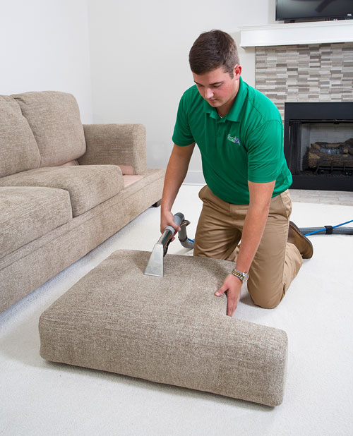 Upholstery Cleaning Services In North Augusta Aiken Chem Dry Of Csra Teachnician Providing Professional Upholstery Cleaning